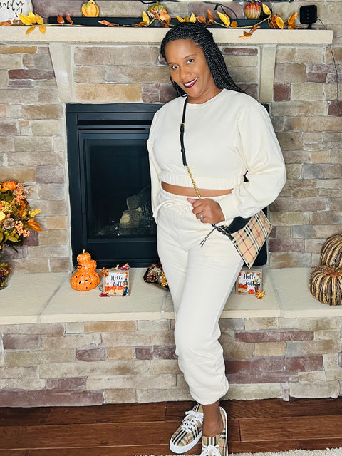 Cropped pullover and jogger set